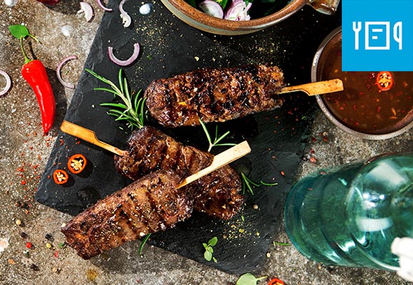 Rezept: Rinderspieße mit scharfer Biersoße