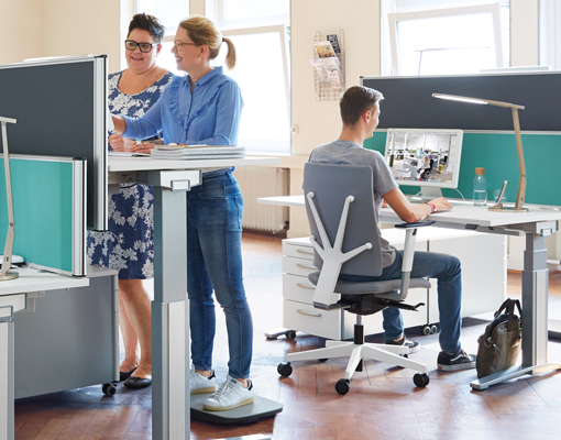 Übungen & Tipps für mehr Ergonomie am Arbeitsplatz