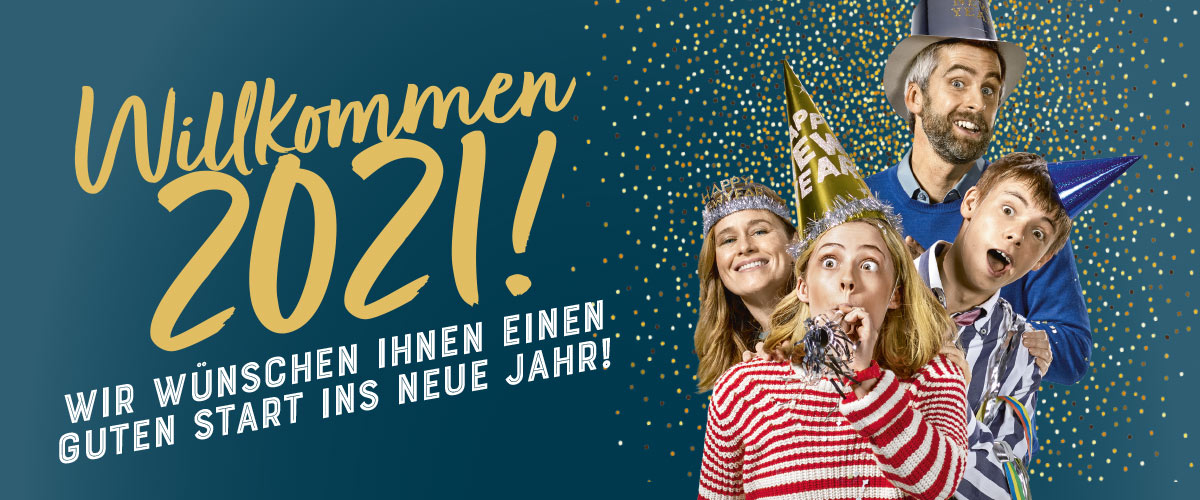 Schriftzug: Willkommen 2021! Wir wünschen Ihnen einen guten Start ins neue Jahr! Abbildung: Familie mit lustigen Hüten, Tröten und Konfetti