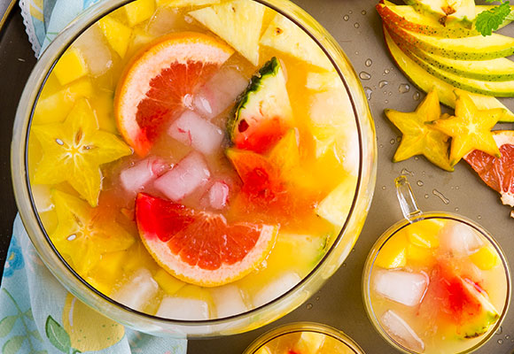 Rezeptbild: Malibu-Sommer-Bowle