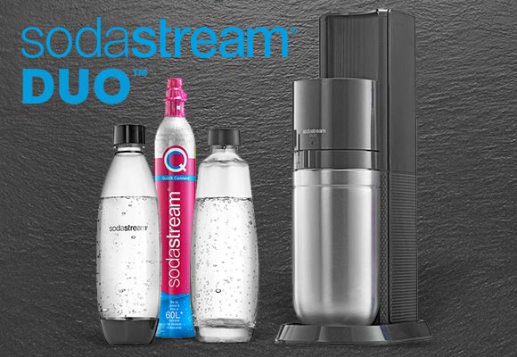 Logo: Sodastream DUO™; Abbildung: Trinkwassersprudler »DUO« Set mit je 1 Flasche aus Kunststoff und Glas (je ca. 1 l) und 1 CO₂-Zylinder für bis zu 60 l Sprudel