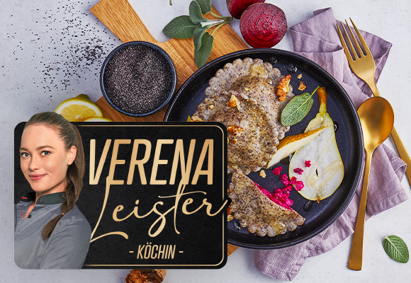 Rezept: Mohnravioli mit Rote-Bete-Füllung und Walnussbutter; Logo und Abbildung: VERENA Leister -KÖCHIN-
