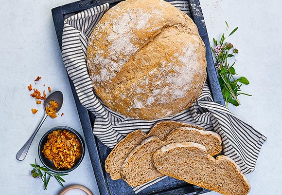 Rezept: Röstzwiebel-Dinkelbrot