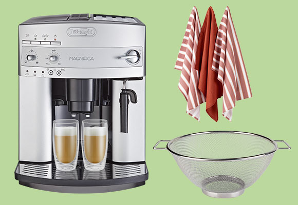 Produktabbildungen: DE'LONGHI Kaffeevollautomat »ESAM 3200.S«, SPICE&SOUL® Geschirrtücher, SPICE&SOUL® Küchensieb