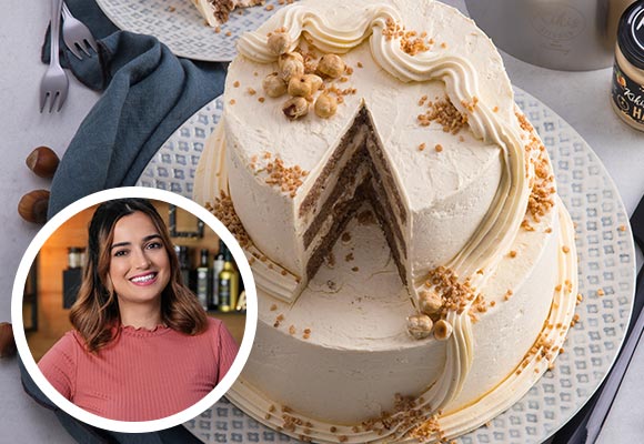 Rezept: Zweistöckige Torte mit Haselnusscreme; Abbildung: Kiki von Kikis Kitchen