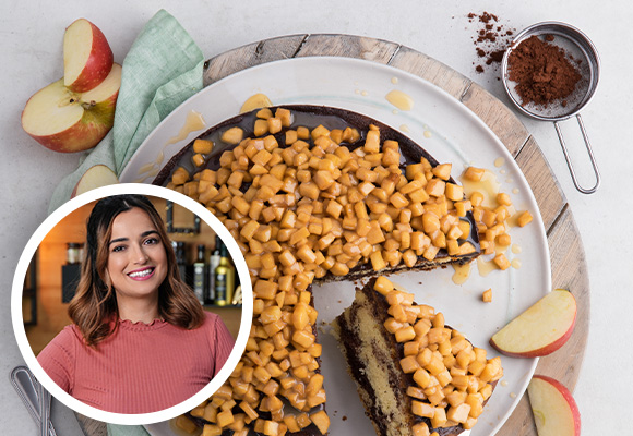 Rezept: Marmorkuchen mit Apfel-Topping; Abbildung: Kiki von Kikis Kitchen