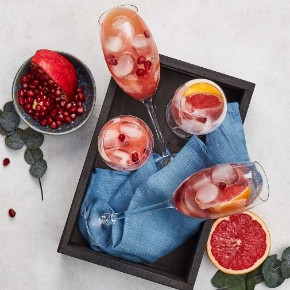 Růžový grapefruitový střik s granátovým jablkem