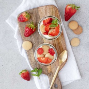 Tvarohový dezert s jahodami a mascarpone