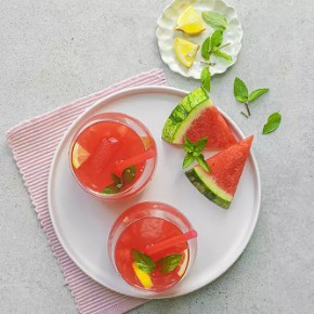 Melounová limonáda s mátou a citronem