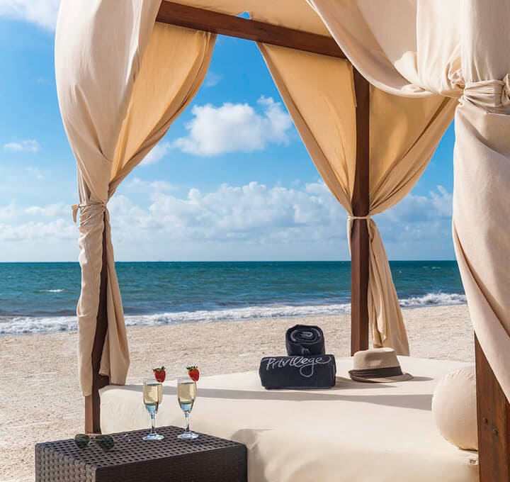 MEXICO: As well as relaxing on the paradisiacal beaches of the Riviera Maya, travelling to Mexico in September you can enjoy the Fiestas Patrias, which fill the country with street parties, mariachis, fireworks and traditional cuisine. 