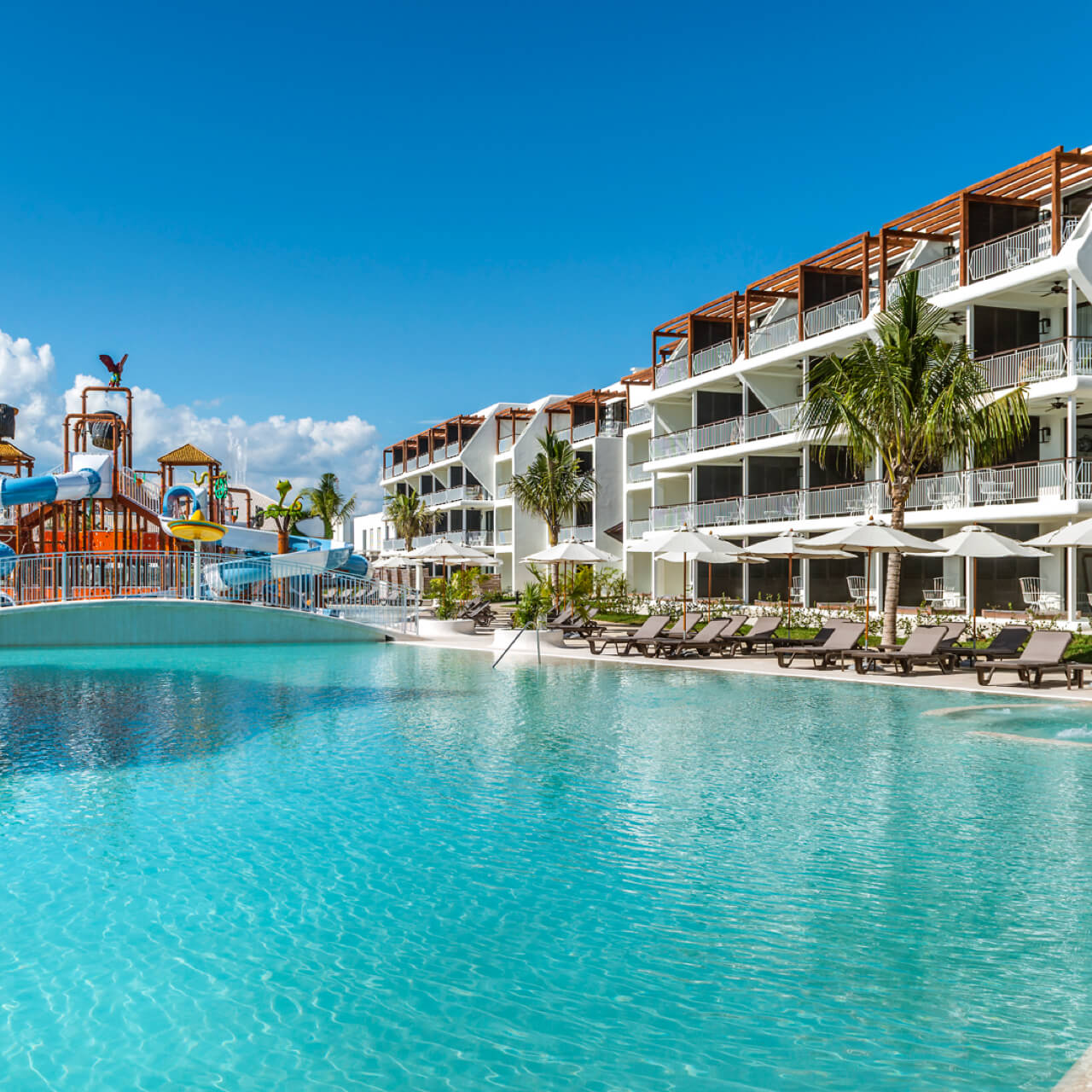 Ocean Riviera Paradise 