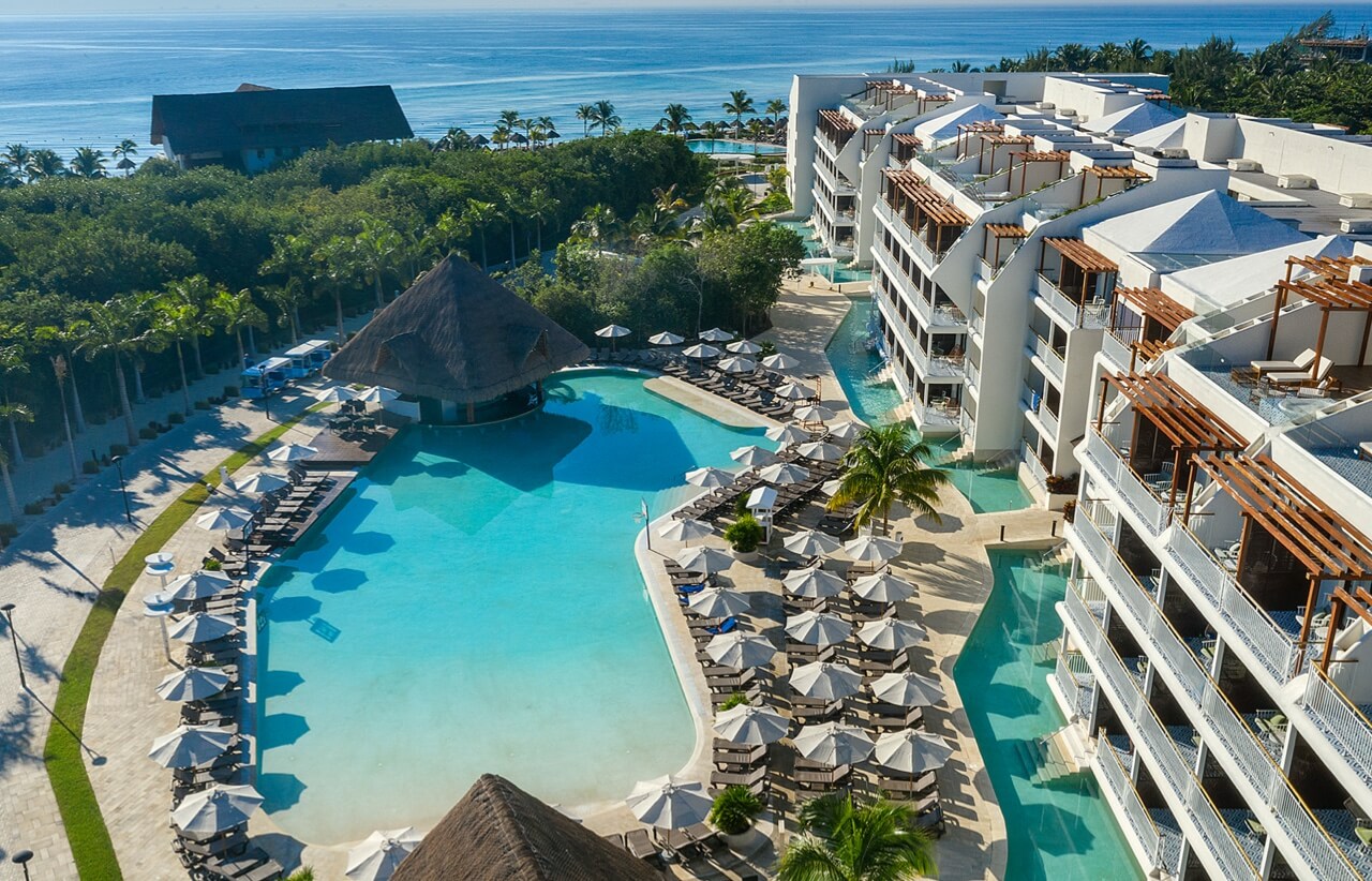 Discounts and free nights at our 65+ hotels.