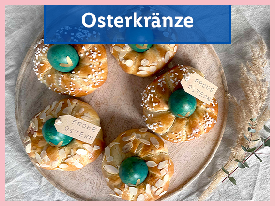 Osterkränze mit bunten Eiern