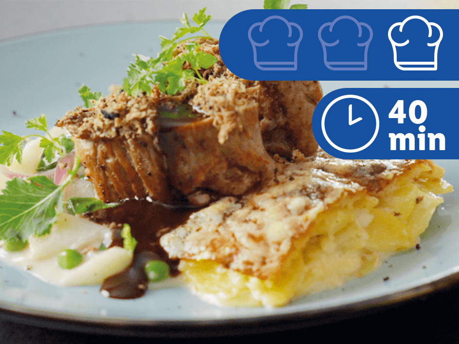 Rosa gebratenes Schweinefilet mit getrüffeltem Erbsen-Rahmkohlrabi
