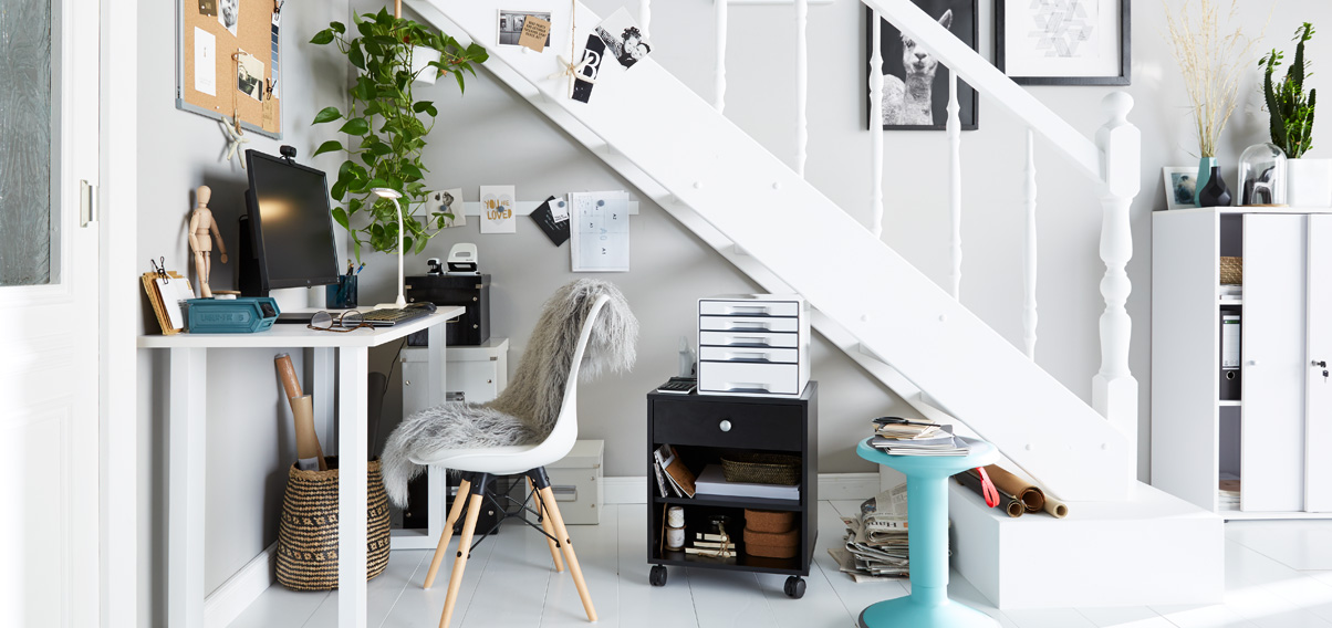 Kleine RÃ¤ume fÃ¼rs Homeoffice einrichten? Mit der richtigen Ausstattung kein Problem!